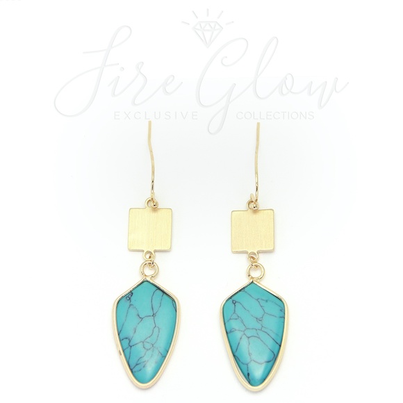 Turquoise Arrowhead Drop Earrings Brushed Square - Picture 11 of 11